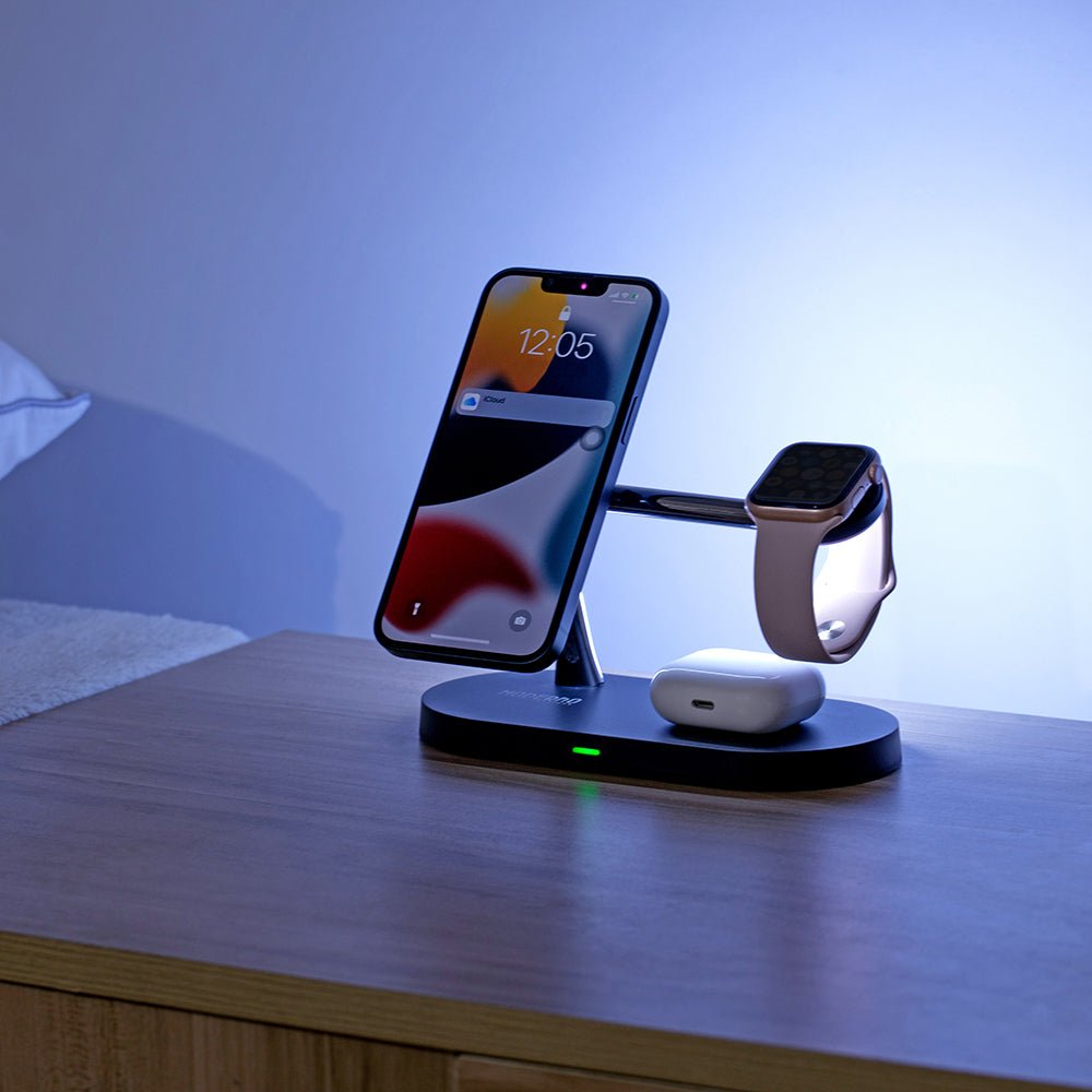 Premium MagSafe 3 in 1 Fast Wireless Charging Stand - Moderno Collections